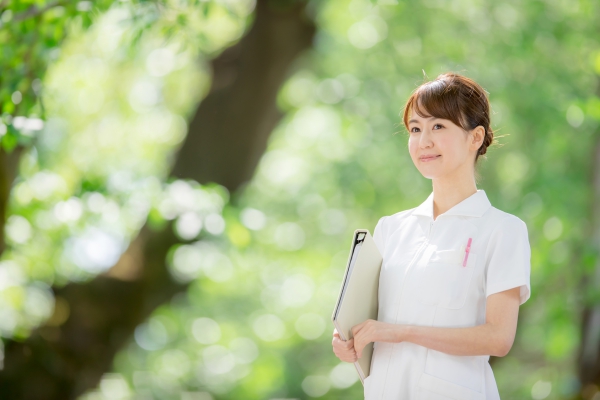 【東京】英語が出来る看護師を募集する求人に強い転職会社4選
